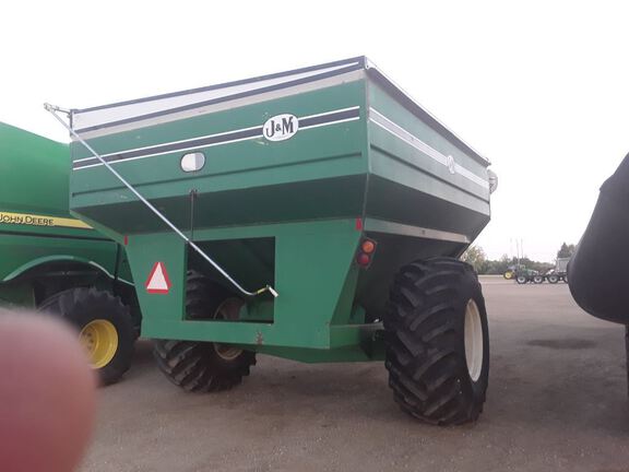 J&M 875 Grain Cart