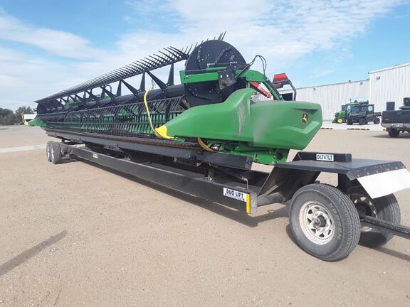 2021 John Deere RD45F Header Combine