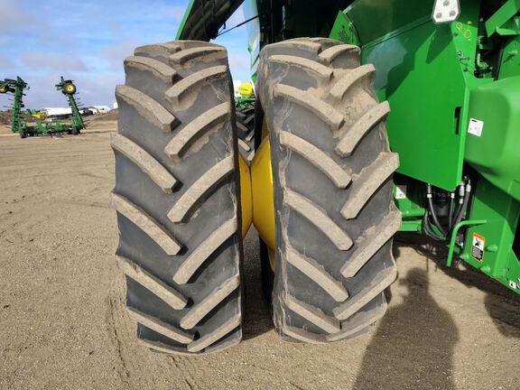 2024 John Deere S780 Combine