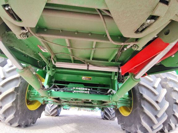 2024 John Deere S780 Combine