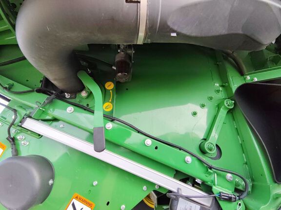 2024 John Deere S780 Combine