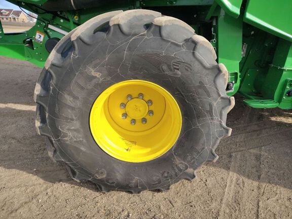 2024 John Deere S780 Combine