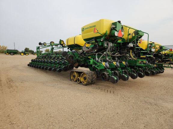 2024 John Deere DB80 Planter