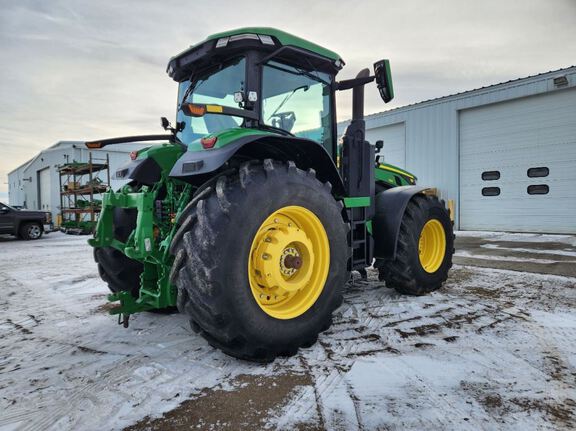 2024 John Deere 8R 230 Tractor