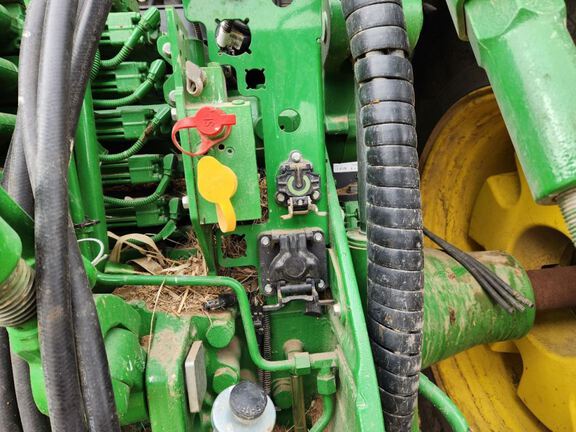 2024 John Deere 8R 230 Tractor