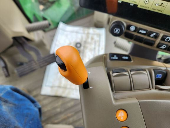 2024 John Deere 8R 230 Tractor