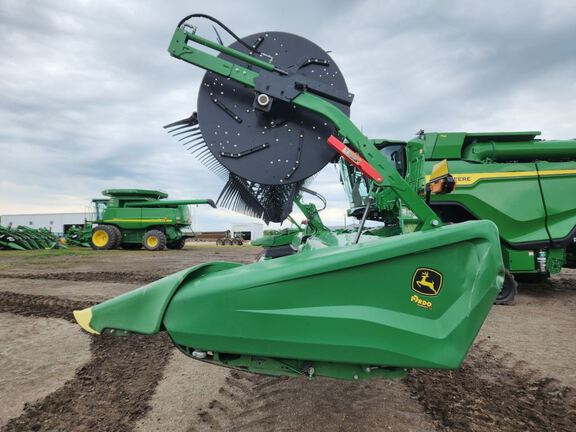 2023 John Deere HD50F Header Combine