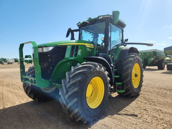 2023 John Deere 7R 290 Tractor