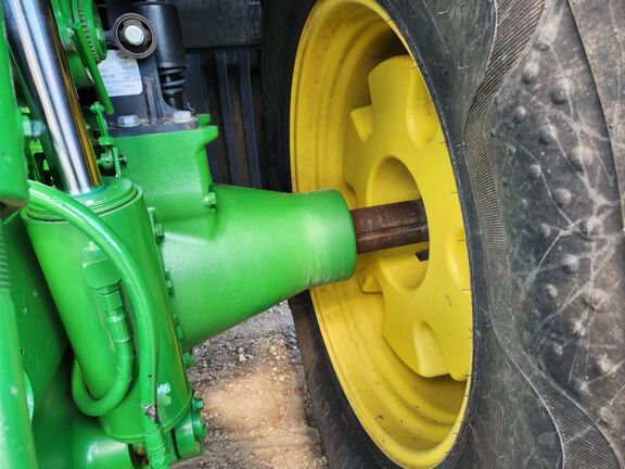 2023 John Deere 7R 290 Tractor