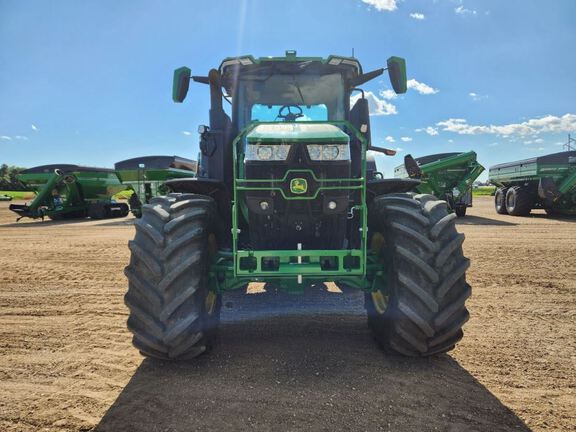 2023 John Deere 7R 290 Tractor