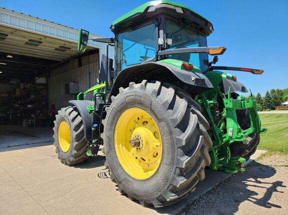 2023 John Deere 7R 290 Tractor
