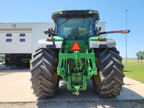 2023 John Deere 7R 290 Tractor