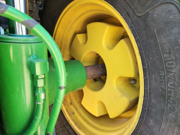 2023 John Deere 7R 290 Tractor