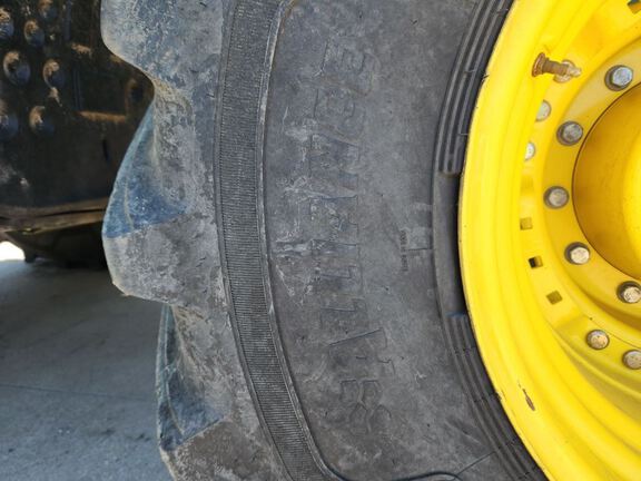 2023 John Deere 7R 290 Tractor