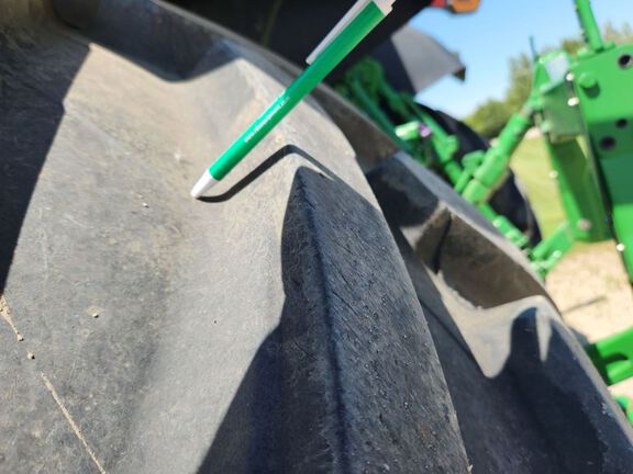 2023 John Deere 7R 290 Tractor