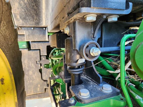 2023 John Deere 7R 290 Tractor