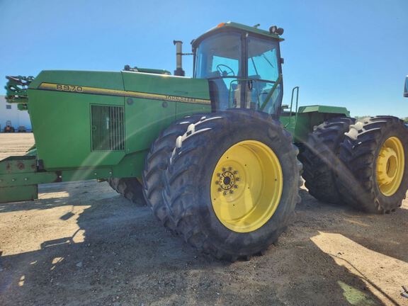 1995 John Deere 8970 Tractor 4WD