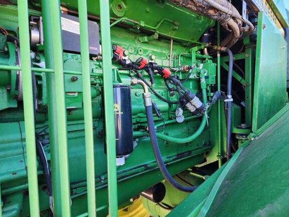 1995 John Deere 8970 Tractor 4WD