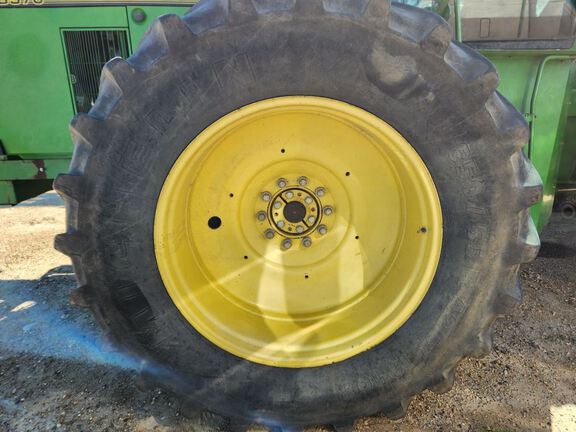 1995 John Deere 8970 Tractor 4WD