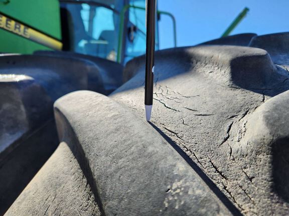 1995 John Deere 8970 Tractor 4WD