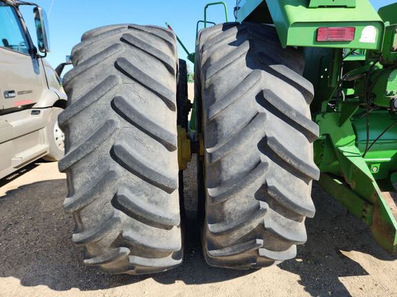 1995 John Deere 8970 Tractor 4WD