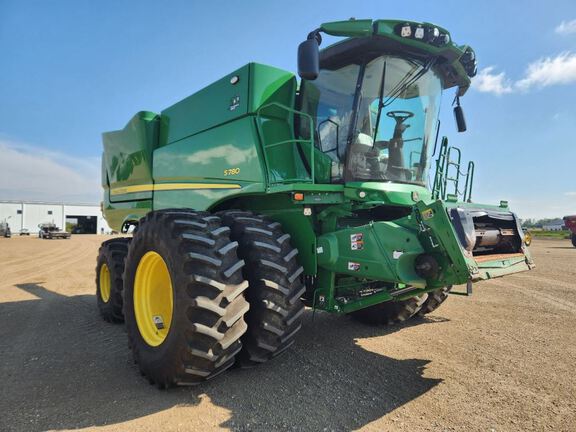2022 John Deere S780 Combine