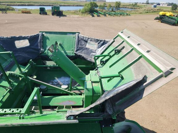 2022 John Deere S780 Combine