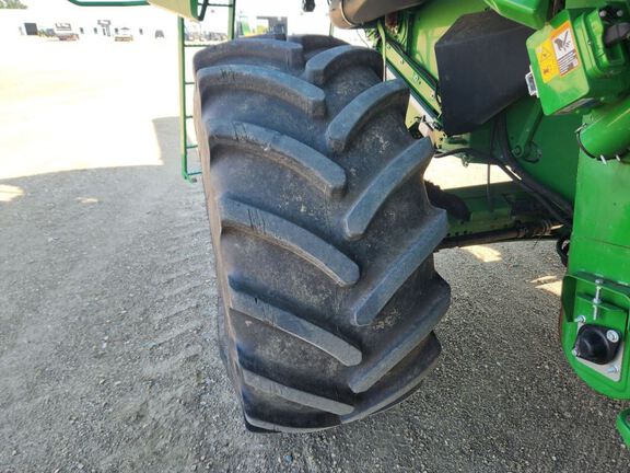 2022 John Deere S780 Combine