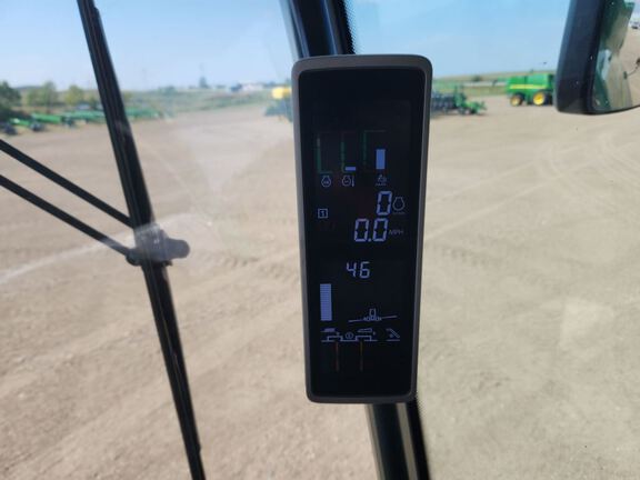 2022 John Deere S780 Combine