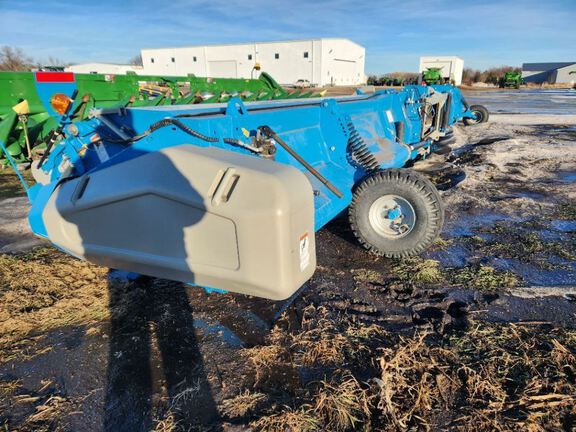 2020 Shelbourne XCV42 Header Combine