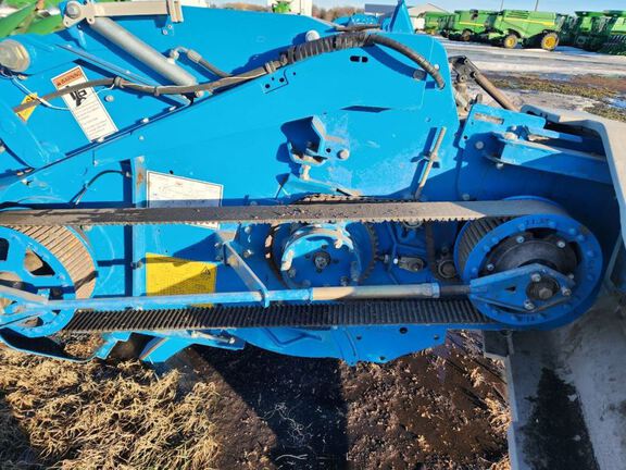 2020 Shelbourne XCV42 Header Combine