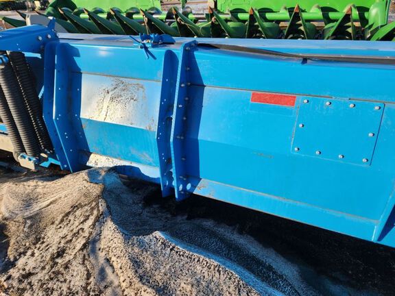 2020 Shelbourne XCV42 Header Combine