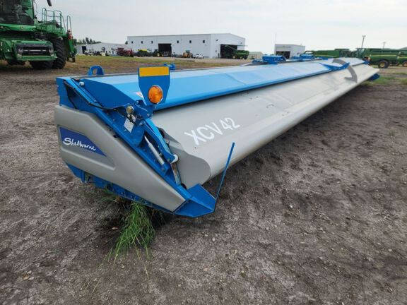 2020 Shelbourne XCV42 Header Combine
