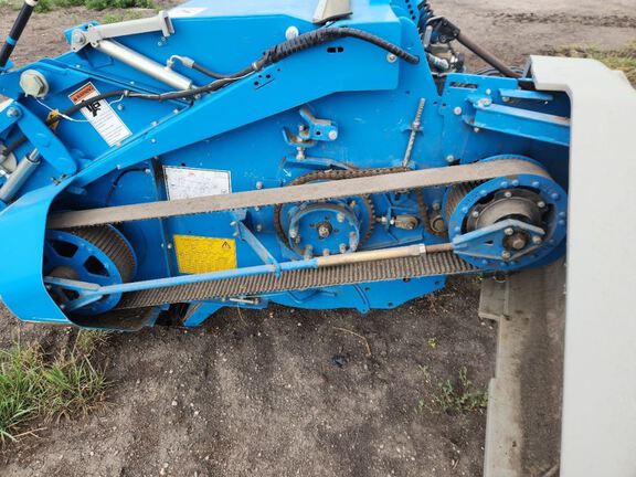 2020 Shelbourne XCV42 Header Combine