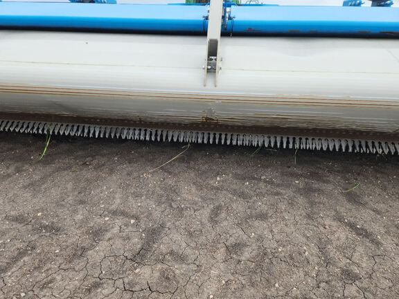 2020 Shelbourne XCV42 Header Combine
