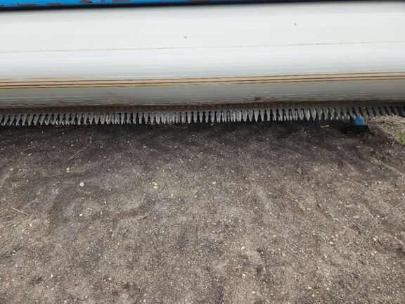 2020 Shelbourne XCV42 Header Combine