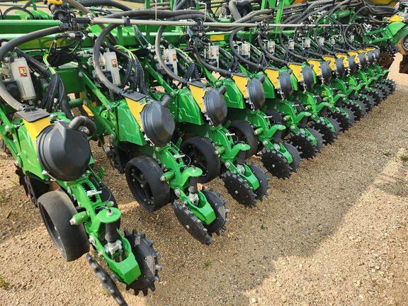 2024 John Deere DB66 Planter