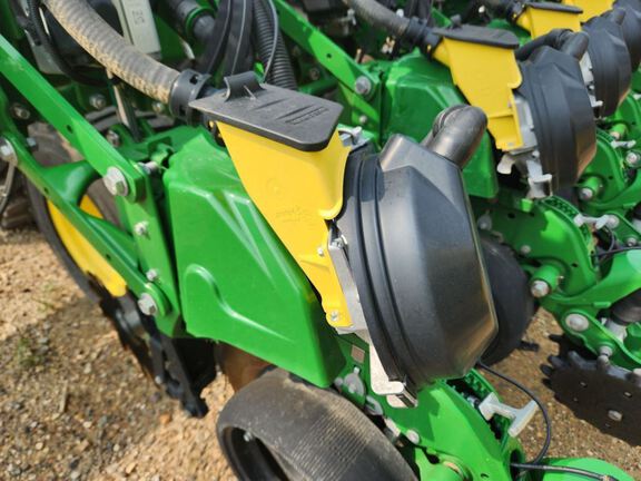 2024 John Deere DB66 Planter