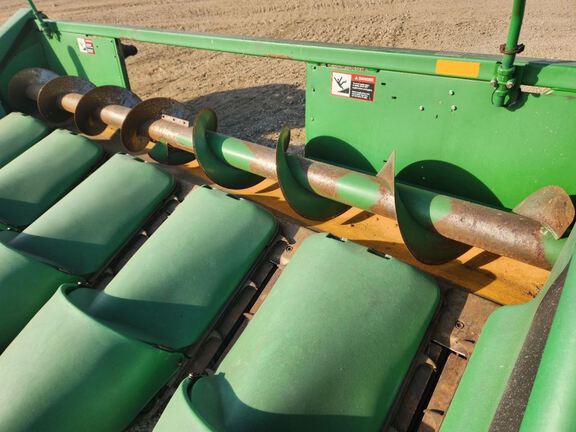 1998 John Deere 693 Header Corn Head
