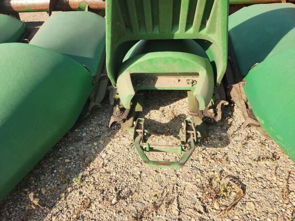 1998 John Deere 693 Header Corn Head