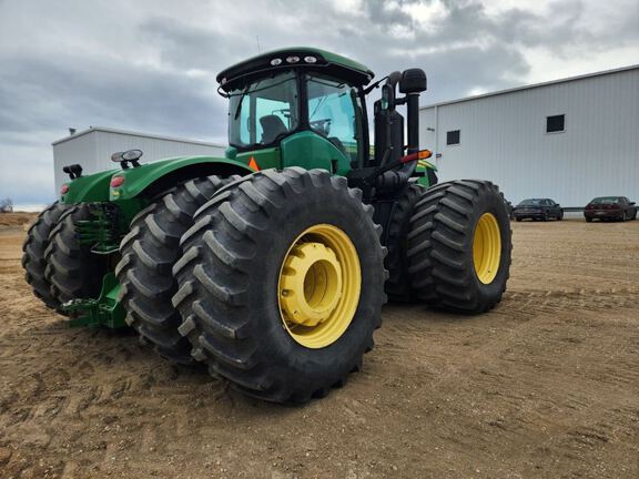 2012 John Deere 9560R Tractor 4WD