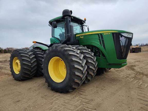 2012 John Deere 9560R Tractor 4WD