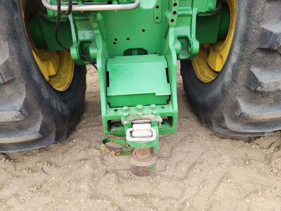 2012 John Deere 9560R Tractor 4WD