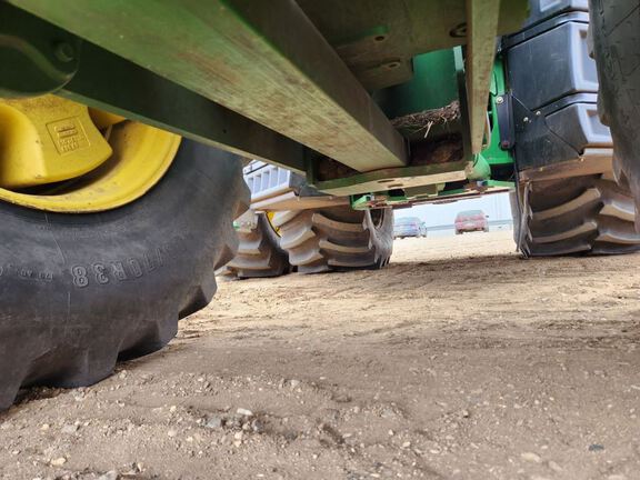 2012 John Deere 9560R Tractor 4WD