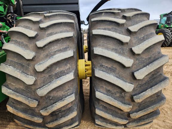 2012 John Deere 9560R Tractor 4WD