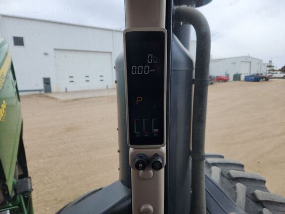 2012 John Deere 9560R Tractor 4WD