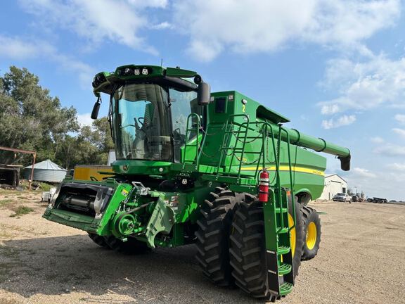 2022 John Deere S770 Combine