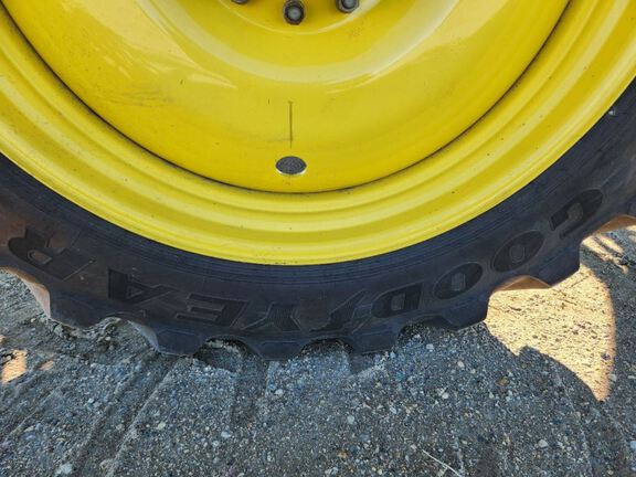 2020 John Deere R4038 Sprayer/High Clearance