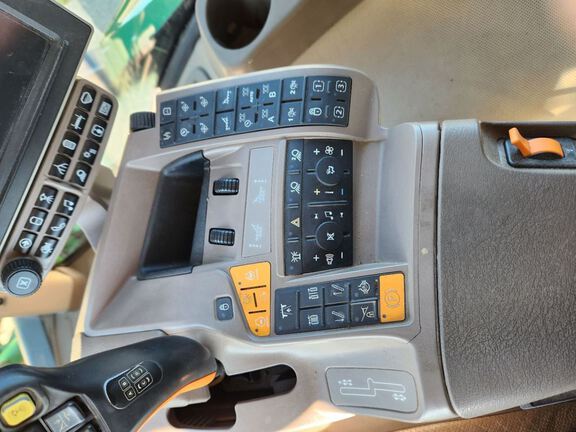 2020 John Deere R4038 Sprayer/High Clearance