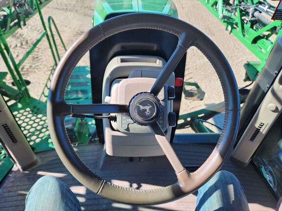 2020 John Deere R4038 Sprayer/High Clearance